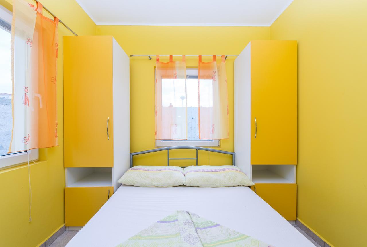 Apartments Mahnet Vir Ngoại thất bức ảnh
