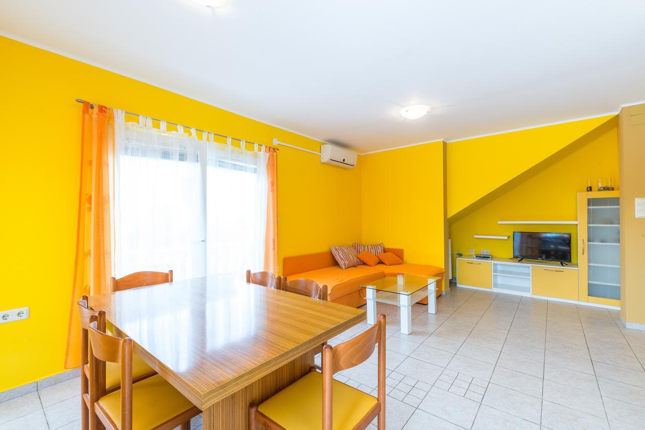 Apartments Mahnet Vir Ngoại thất bức ảnh