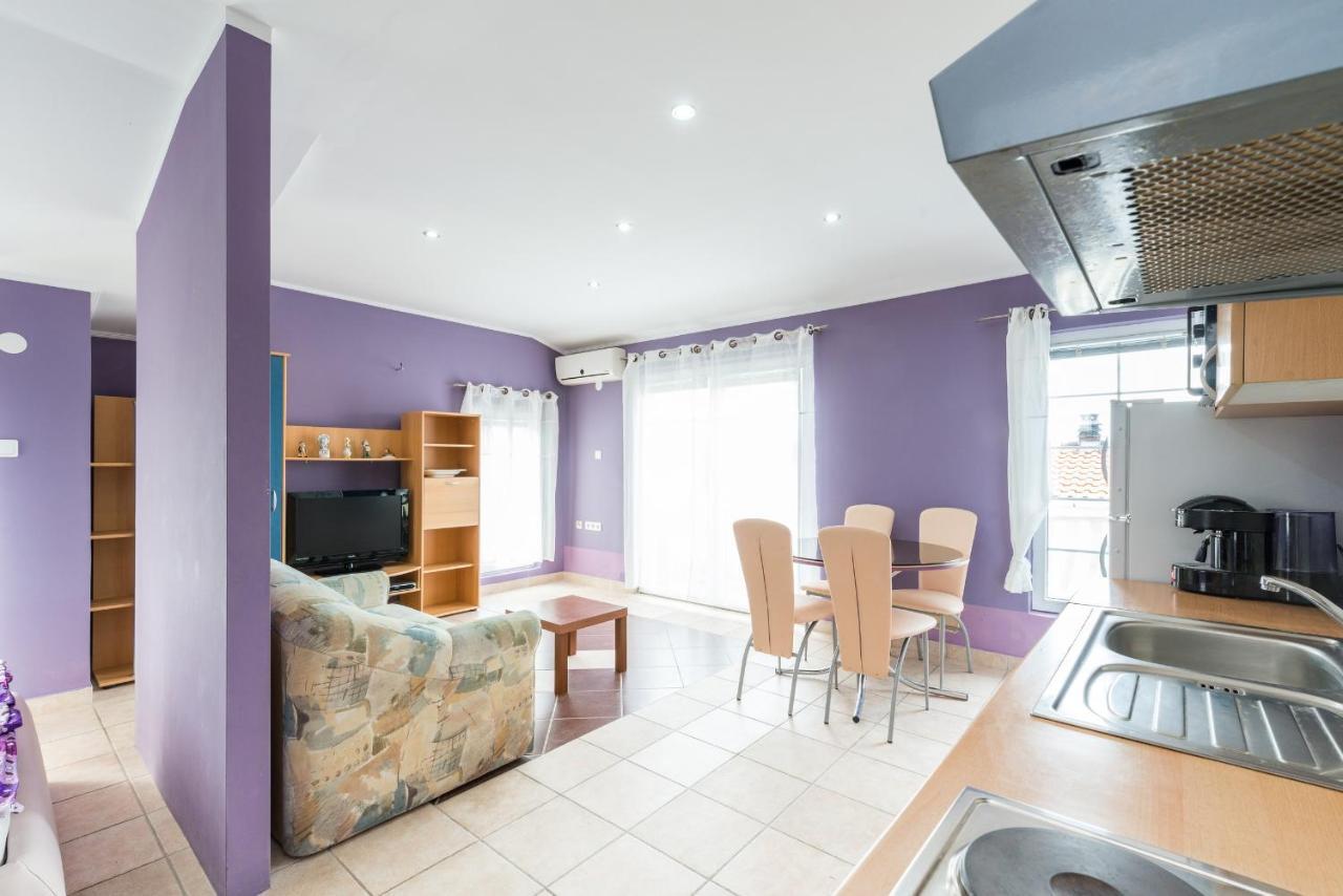 Apartments Mahnet Vir Phòng bức ảnh
